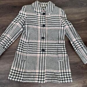 Add 'Marvin Richards black and pink houndstooth coat.